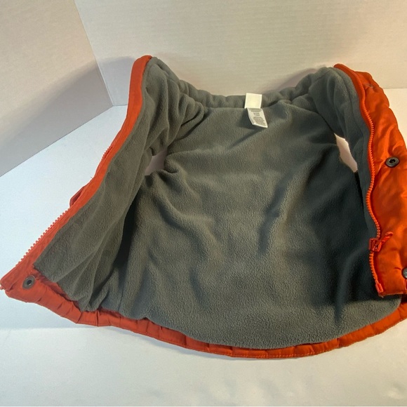 Little me burnt orange puffer vest size 12 months - Picture 2 of 4